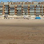 Sur La Digue - - - Silver D2