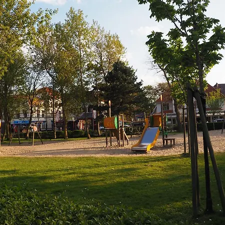 Sur La Digue - - - Silver D2 دي هان