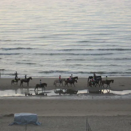 Sur La Digue - - - Silver D2 شقة دي هان