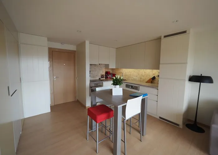 Sur La Digue - - - Silver D2 * דה האן