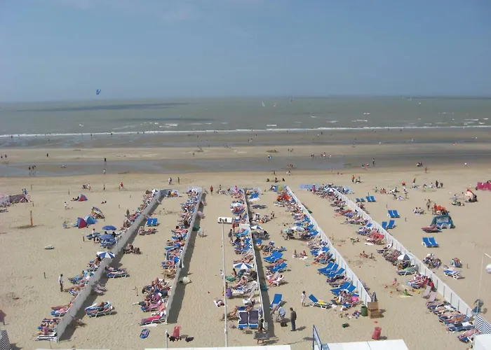 Appartement Sur La Digue - De Haan - Le Coq - Silver Beach D2 *